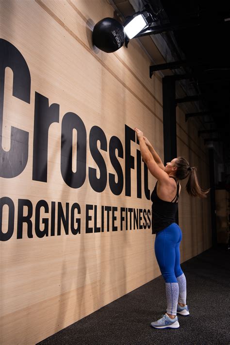 2019 Open Workout 19.4 Men Rx .